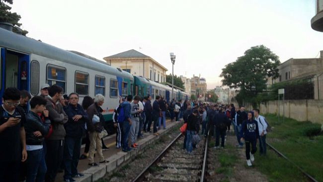 Gruppo M5S all’Ars chiede al Governo Crocetta di eliminare i disagi dei pendolari della tratta ferroviaria Castelvetrano-Trapani