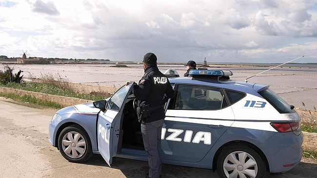 Polizia di Stato di Marsala esegue un mandato di arresto europeo nei confronti di un cittadino rumeno.