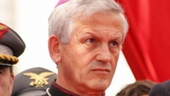 Funerali di Giorgio Grammatico. Il Vescovo Fragnelli: ”  Davanti alla bara di Giorgio assumiamo l’impegno di vivere da Risorti, ogni giorno: la sua testimonianza e quella del suo collega Dario ci rimangano nel cuore per vivere una vita diversa”