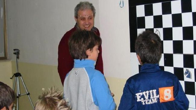 Alla scuola Boscarino-Castiglione tutti matti per gli scacchi