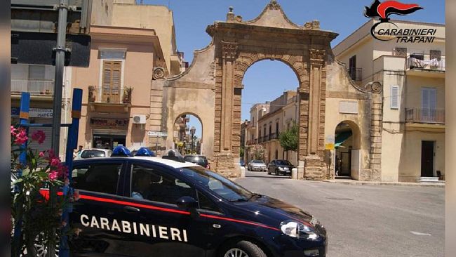 Castelvetrano: ruba furgone parcheggiato. Denunciato dai carabinieri