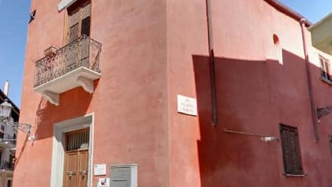 Sportello antiviolenza, Orgoglio chiede spiegazioni al sindaco