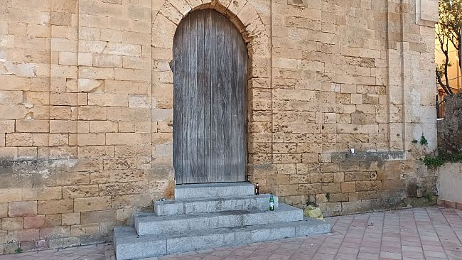 Mazara, San Nicolò Regale meta di “bivacchi” notturni