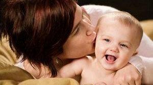 Pubblicato l’avviso per l’assegno di maternità 2015. Sul portale istituzionale i moduli per la richiesta