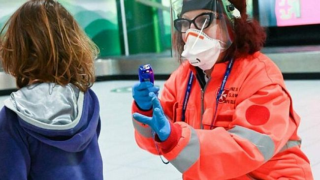 A Castelvetrano un bambino di quinta elementare positivo al Covid, trasferito a Palermo