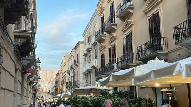 Boom di turisti a Trapani, prevista un’estate da record