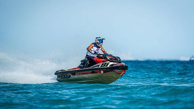 azienda-castelvetranese-cerca-un-meccanico-ed-un-magazziniere