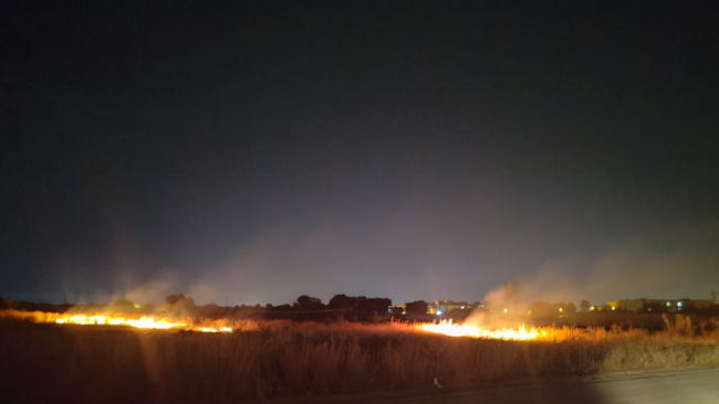 Inizia la stagione degli incendi, fiamme nei pressi del quartiere Mazara 2  
