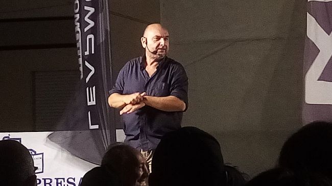 Valderice. “Cacioppo ricoverato”, rinviato lo spettacolo del comico al Borgo San Marco