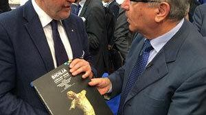 Il Commissario Europeo alla Pesca invitato a Mazara del Vallo per affrontare i problemi della marineria siciliana