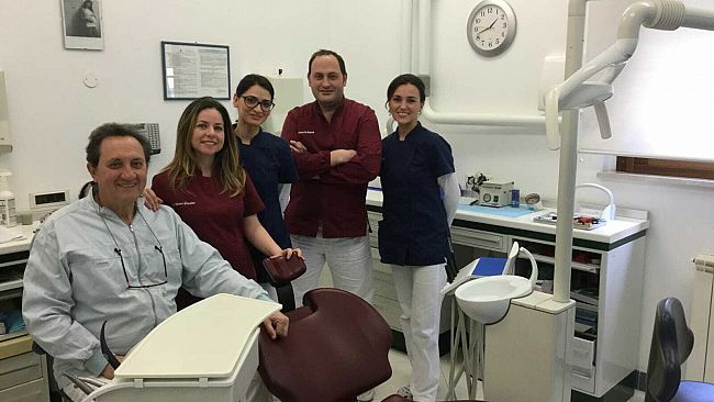 Dopo 90 anni di storia lo Studio Dentale De Pasquale apre una nuova sede a Marsala
