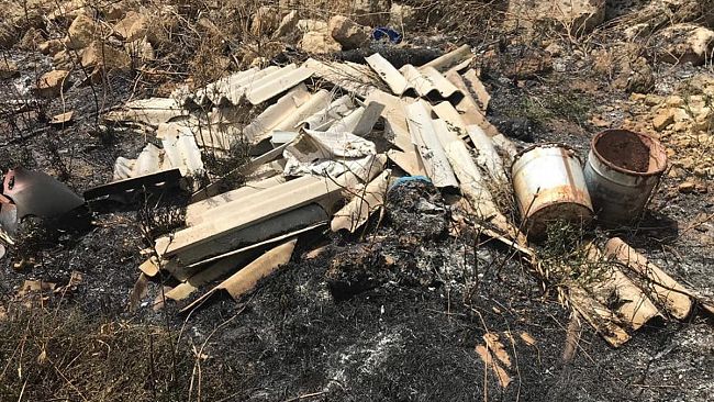 Mazara, Rischio amianto, eternit abbandonato a Borgata Costiera. Segnalazione dal Comitato “Il Mulino” e dal M5S