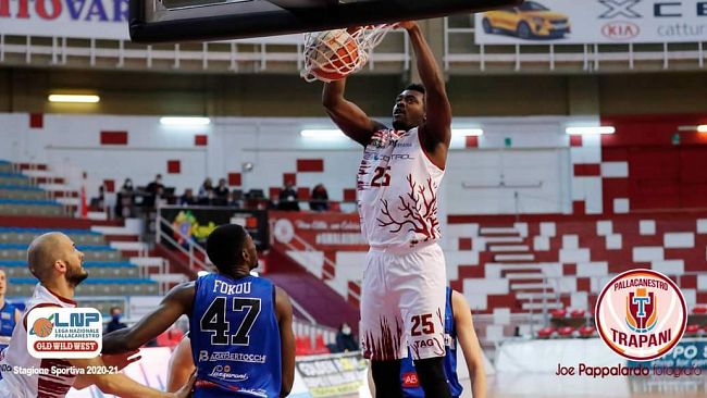 Pallacanestro Trapani stellare, i granata annientano Orzinuovi 102-91