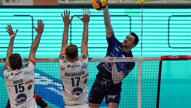 ​Farmitalia Saturnia retrocede in A2, lo decretano la sconfitta a Monza e la vittoria del Taranto 