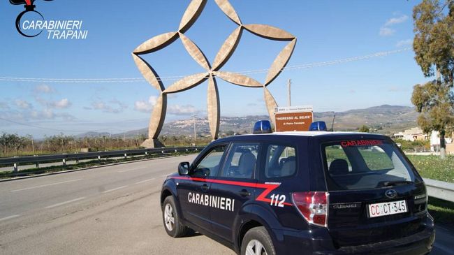 Gibellina, imbrattano i muri del