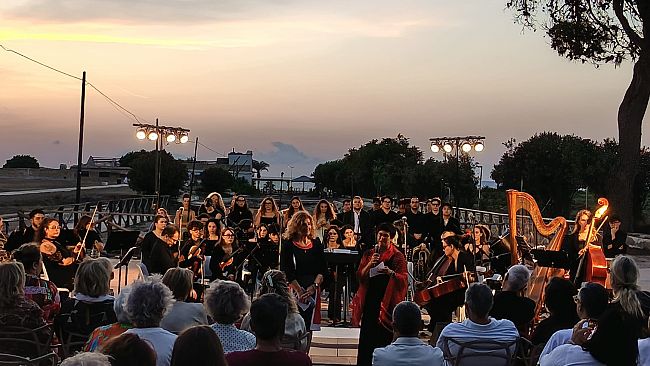 marsala-emozionante-serata-conclusiva-del-primo-festival-dei-parchi-archeologici-dell-sicilia-occidentale