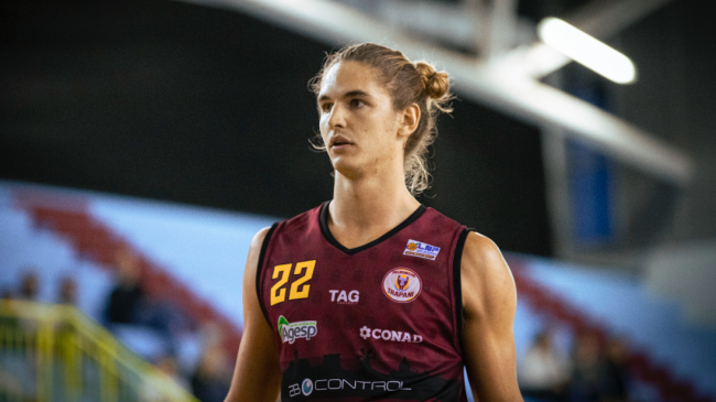 Pallacanestro, la 2B Control Trapani espugna il campo della Stella Azzurra Roma