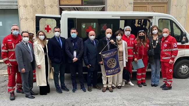 Paceco, consegnati pasti e uova pasquali a oltre 200 famiglie