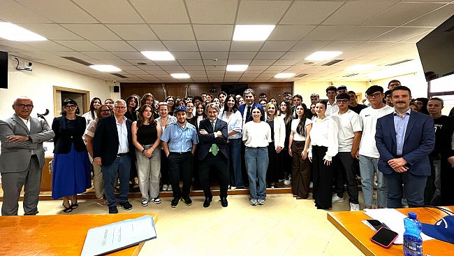 Tribunale di Marsala, gli studenti diventano giudici e avvocati: il Processo simulato è realtà