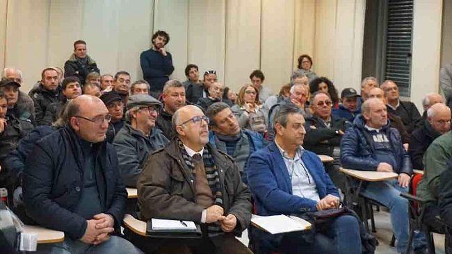 Mazara, grande partecipazione all’incontro divulgativo “bando di attuazione della misura 1.41 settore pesca”