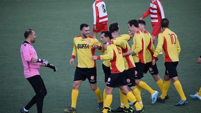 Il Custonaci vede la vetta, in risalita il Bianco Arancio