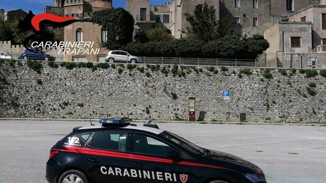 Trapani, evade dai domiciliari: arrestato mentre girava in scooter