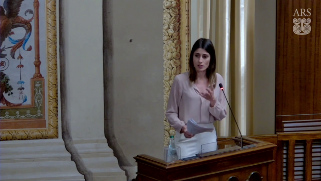 Incendi boschivi, la Ciminnisi chiede commissione di inchiesta e presenta interrogazione