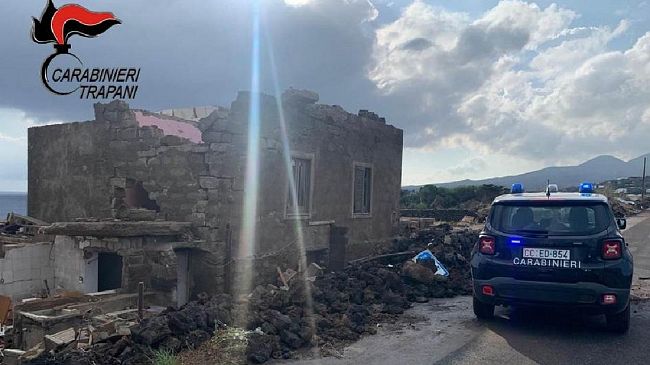 Pantelleria: attivita’ di soccorso e conta dei danni da parte dei carabinieri