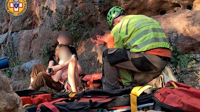 ​Cade scalatrice inglese in cordata sul Monte Pellegrino