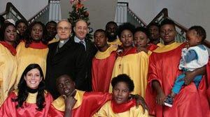 Il prefetto Falco a pranzo coi migranti ospiti della Fondazione San Vto Onlus