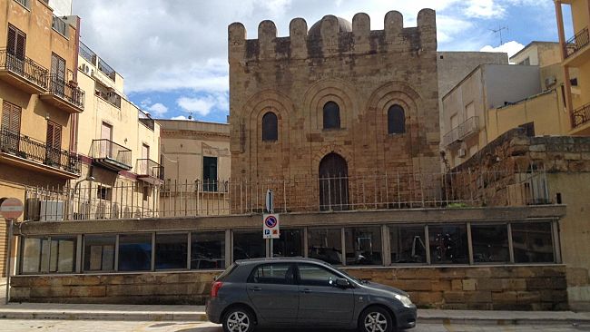 Mazara, gravi condizioni di San Nicolò Regale e dei mosaici romani. Ancora nessun intervento.