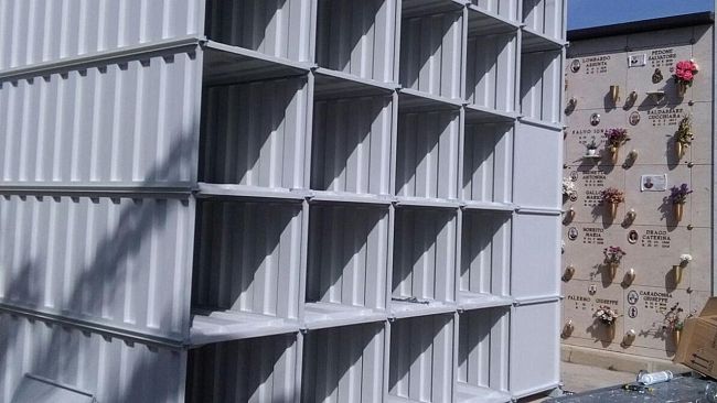 Nuovi loculi al cimitero di Salemi