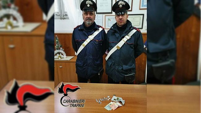 Erice: tunisino arrestato dai Carabinieri per spaccio di droga