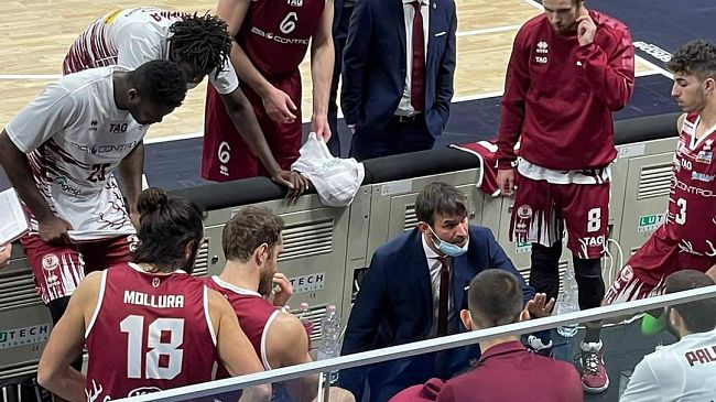 Pallacanestro Trapani formato trasferta: grande vittoria a Milano, squadra in crescita