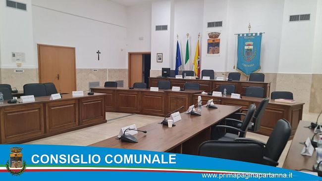 Il Consiglio comunale si riunisce per le interrogazioni all'amministrazione