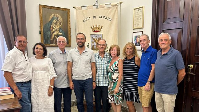 Alcamo: il sindaco Domenico Surdi ha incontrato l’associazone alcamese di Windsor 