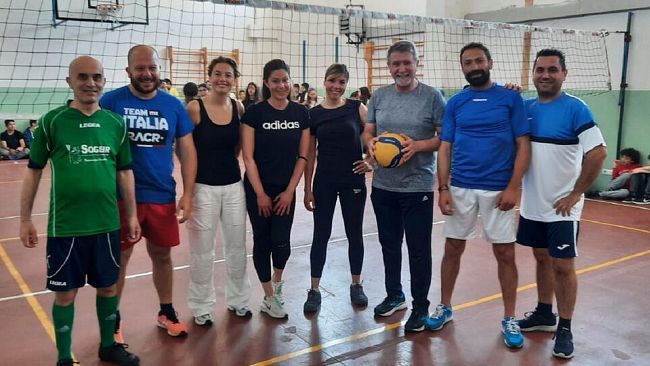 Alunni e docenti si sfidano sui campi da gioco
