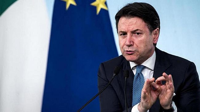 Conte ottiene la fiducia al Senato, due voti a sorpresa da Forza Italia