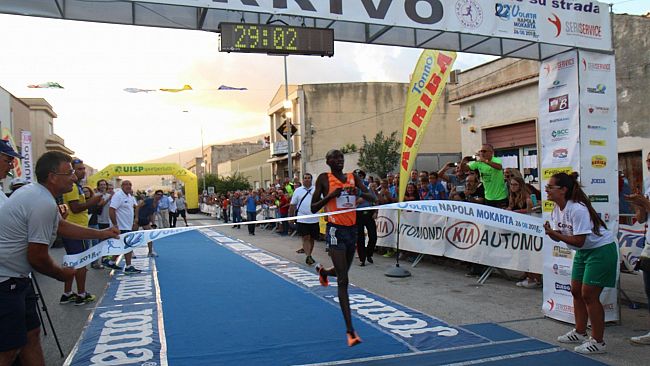 Atletica, l’ugandese Oscar Chelimo vince la 22esima edizione della volata Napola- Mokarta