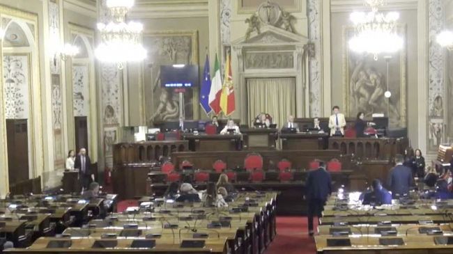 stop-alle-assunzioni-regionali-fino-al-2027-lars-approva-il-blocco-contro-il-clientelismo