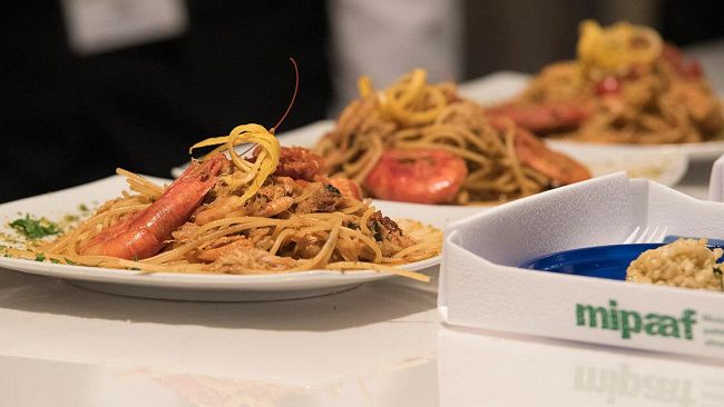 Blue Sea Land, La valorizzazione del pescato. Esperienze ed opportunità. Successo delle iniziative e degustazioni presso lo stand del Mipaaf