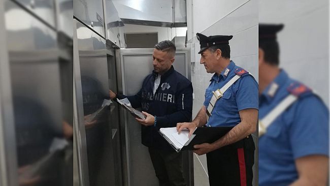 Continuano i controlli straordinari dei carabinieri nei ristoranti