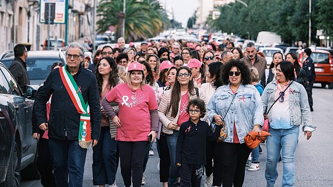castelvetrano-si-tinge-di-rosa-con-la-seconda-edizione-della-camminata-in-rosa