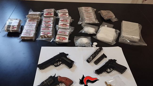 ​Erice. Armi e droga tra le pizze, tre arresti nel rione San Giuliano