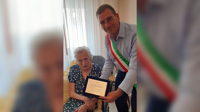 Compie 104 anni: Giuseppa Mione è la più anziana di Castellammare del Golfo
