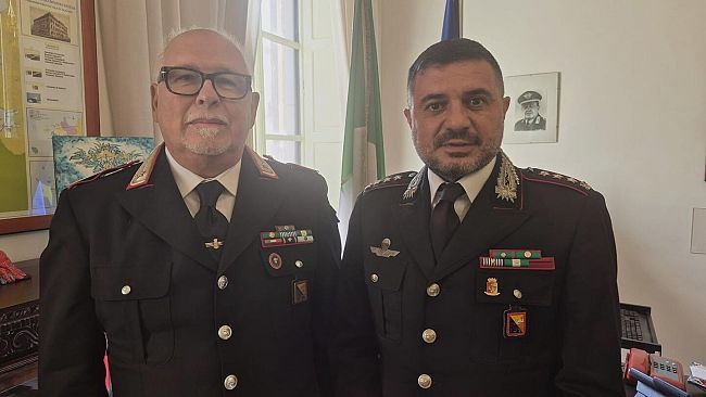 alcamo-va-in-pensione-il-luogotenente-lo-faro-quasi-40-anni-in-servizio-alla-locale-stazione-dellarma