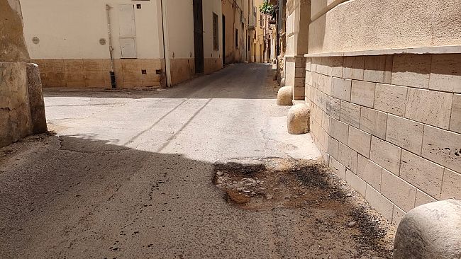 Buon primo compleanno cara “buchina” di via dell’Acqua… Facci sognare ancora