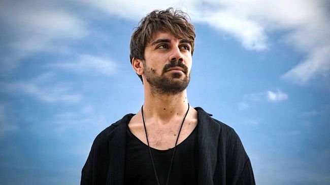 Musica, al Teatro Ariston Alessio Bondì con “Maharìa Tour” 