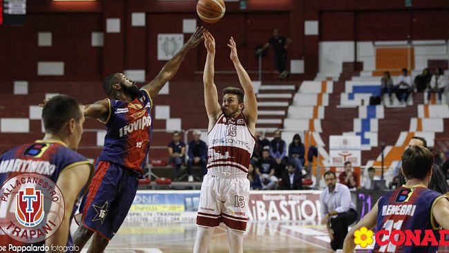 Pallacanestro Trapani, i granata battono la capolista. Contro Casale finisce 98-92