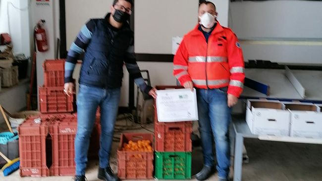 Partanna: donati 70kg di mandarini